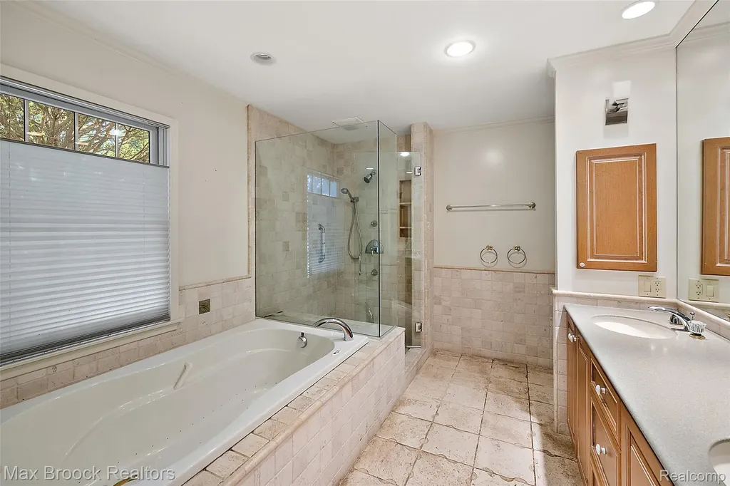 674 Rudgate Road Bloomfield Hills City MI 48304