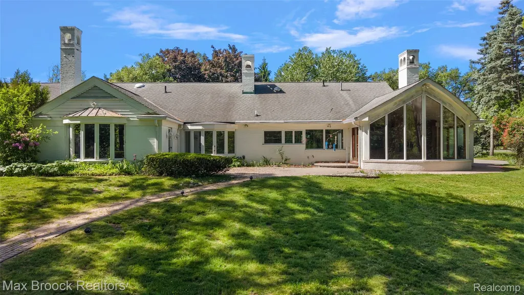 674 Rudgate Road Bloomfield Hills City MI 48304