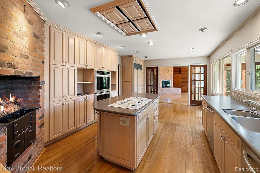 674 Rudgate Road Bloomfield Hills City MI 48304