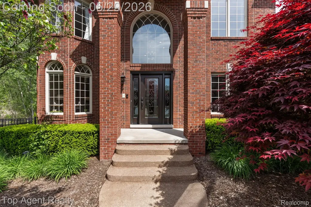 18775 Newbridge Drive Macomb Township MI 48044