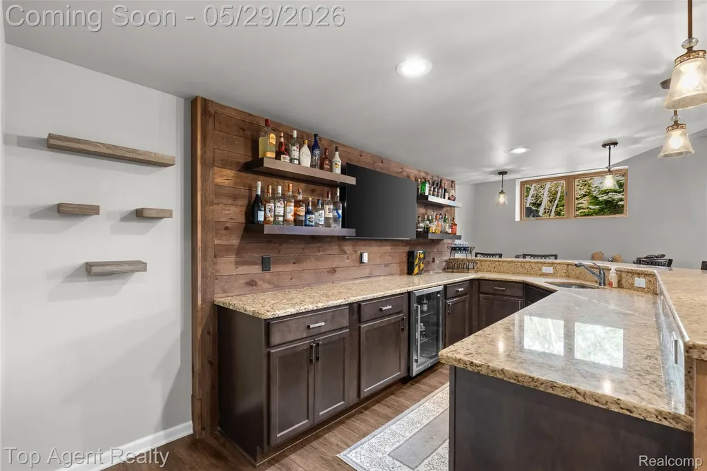 18775 Newbridge Drive Macomb Township MI 48044