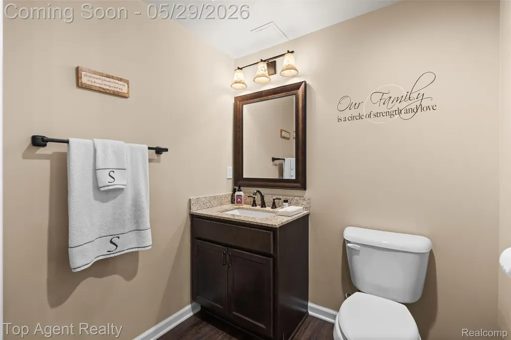 18775 Newbridge Drive Macomb Township MI 48044