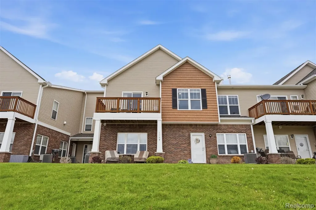 1745 Welland Street Howell City MI 48855
