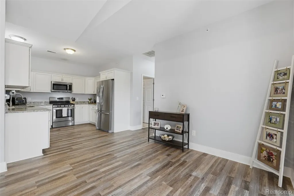 1745 Welland Street Howell City MI 48855