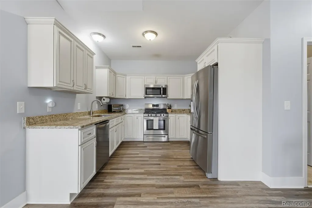 1745 Welland Street Howell City MI 48855