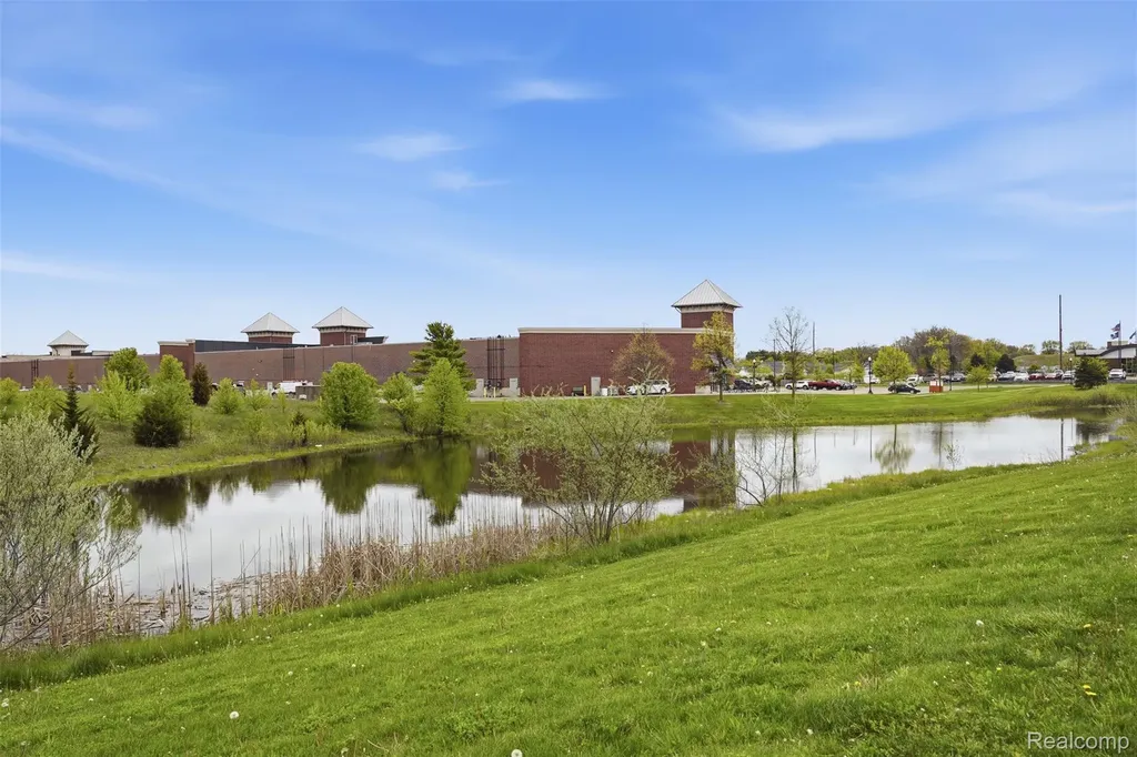 1745 Welland Street Howell City MI 48855