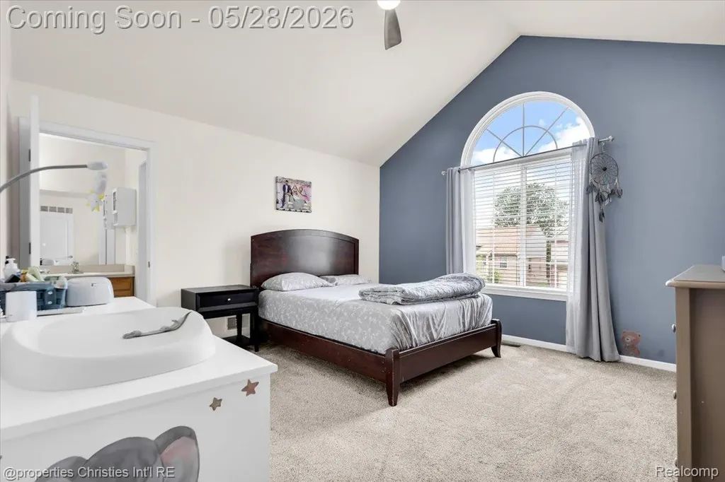 1973 Golfview Lane Westland City MI 48186