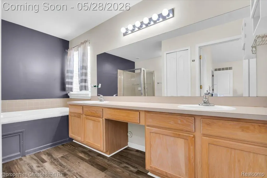 1973 Golfview Lane Westland City MI 48186