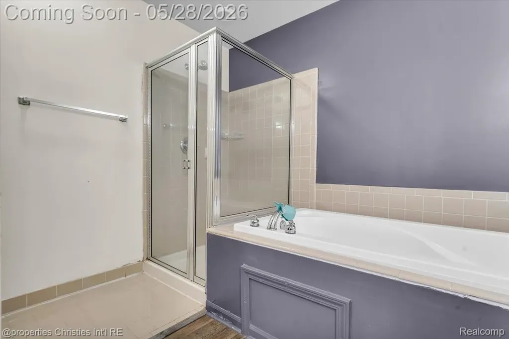 1973 Golfview Lane Westland City MI 48186