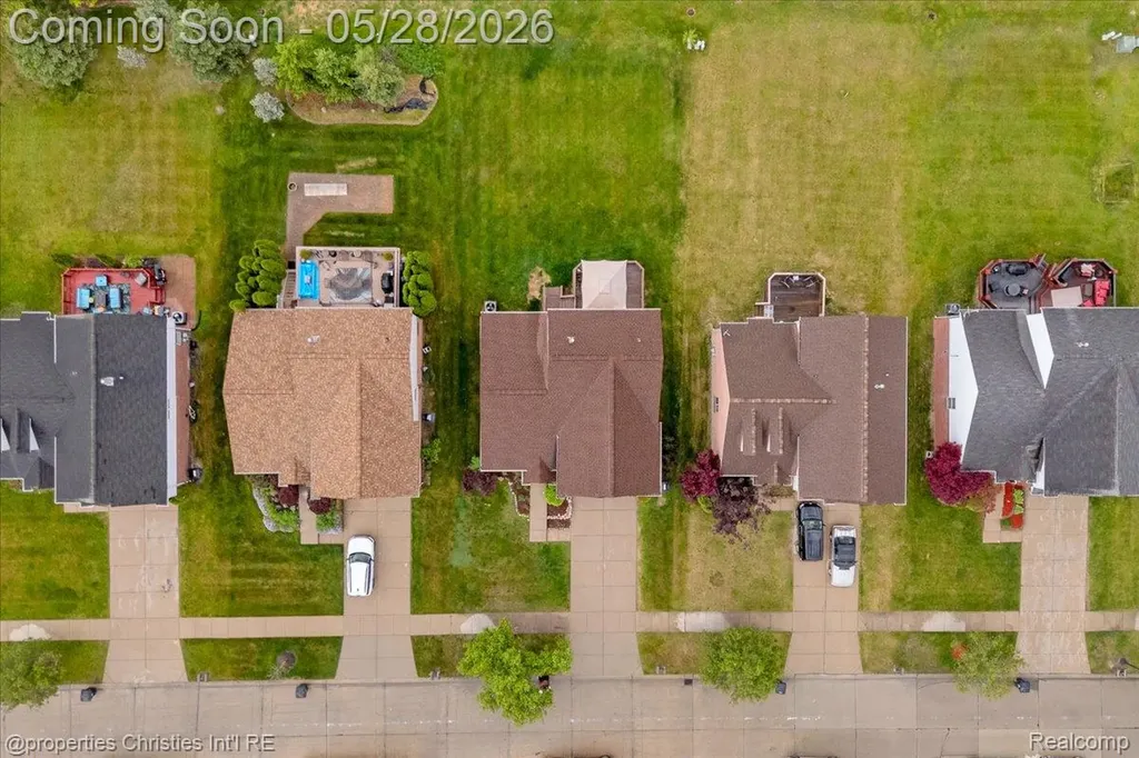 1973 Golfview Lane Westland City MI 48186
