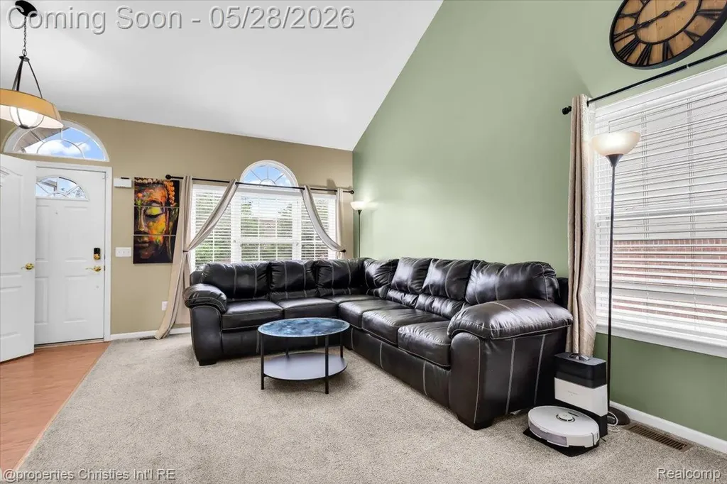 1973 Golfview Lane Westland City MI 48186