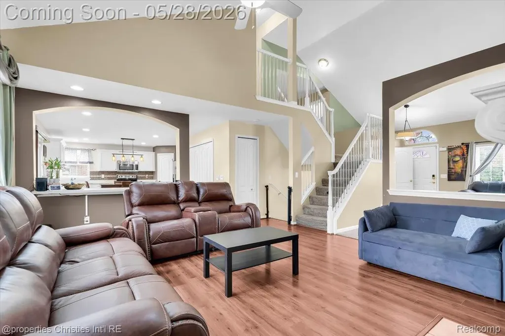 1973 Golfview Lane Westland City MI 48186