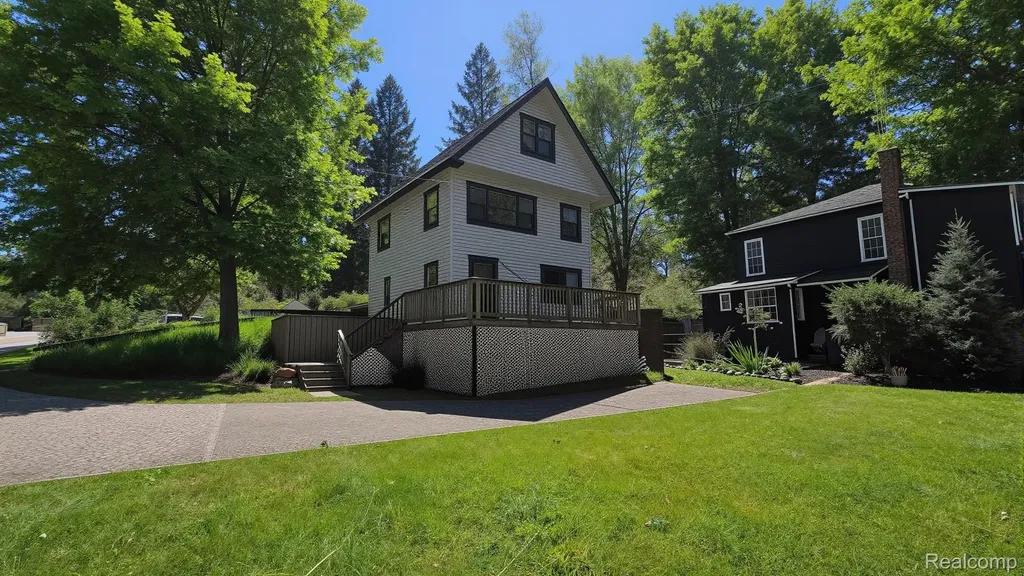 9847 Portage Lake Avenue Dexter Township MI 48169