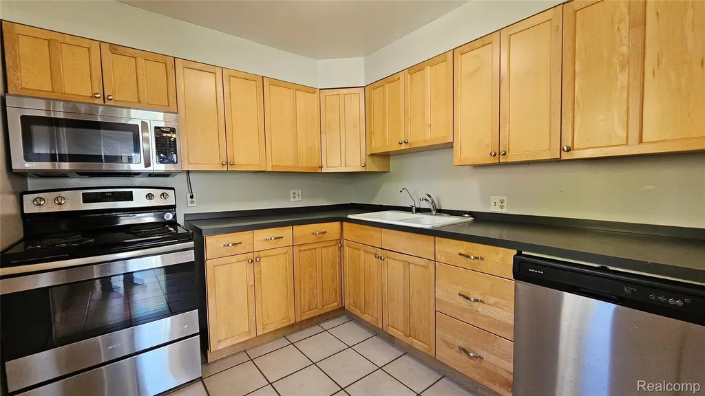 9847 Portage Lake Avenue Dexter Township MI 48169