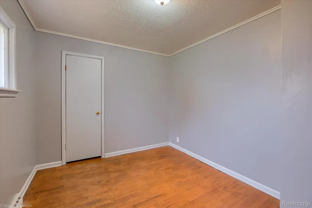 7036 Clabuesch Street Pigeon Village MI 48755