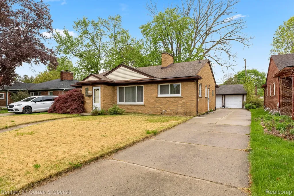14050 Garfield Redford Charter Township MI 48239