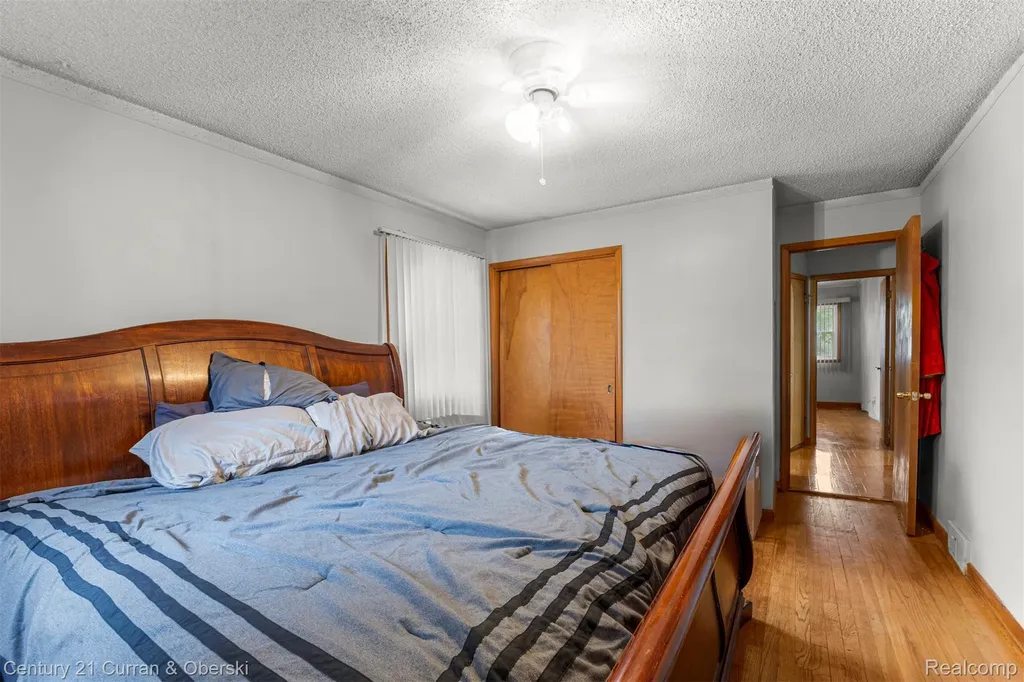 14050 Garfield Redford Charter Township MI 48239