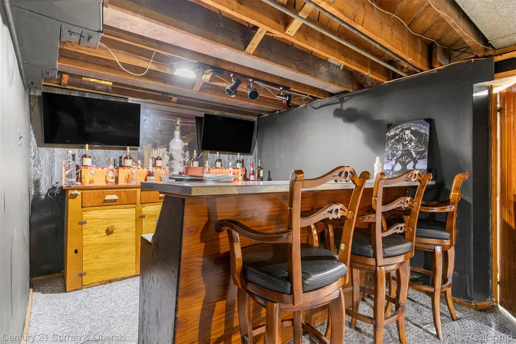 14050 Garfield Redford Charter Township MI 48239