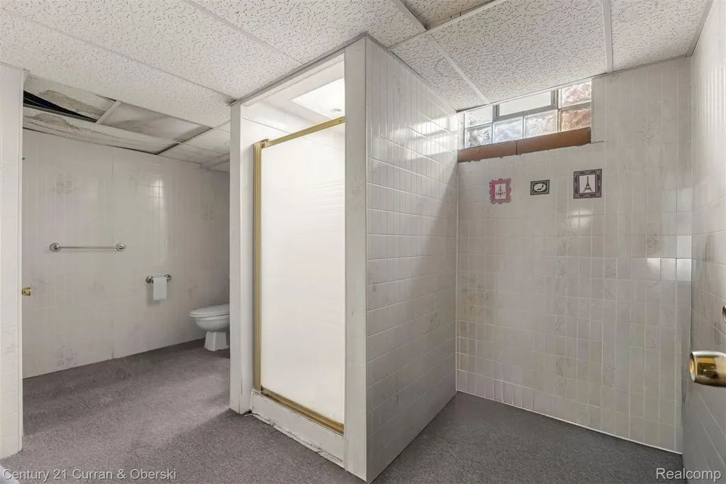 14050 Garfield Redford Charter Township MI 48239