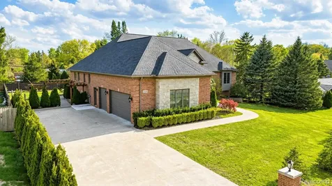 35339 W 13 Mile Road Farmington Hills City MI 48331
