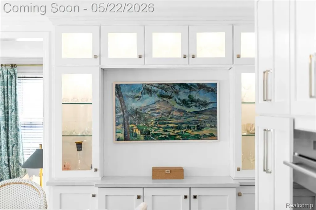 784 University Place Grosse Pointe City MI 48230