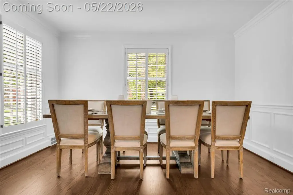 784 University Place Grosse Pointe City MI 48230