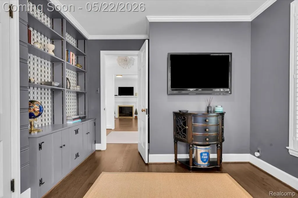 784 University Place Grosse Pointe City MI 48230