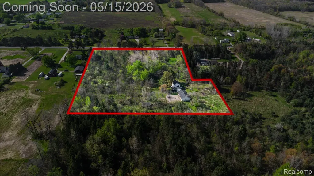 12164 Miller Road Clayton Charter Township MI 48449