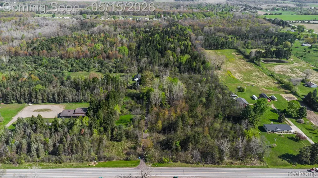 12164 Miller Road Clayton Charter Township MI 48449