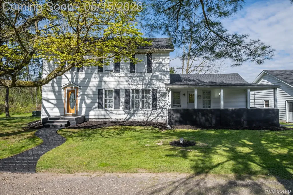 12164 Miller Road Clayton Charter Township MI 48449