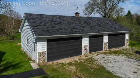12164 Miller Road Clayton Charter Township MI 48449