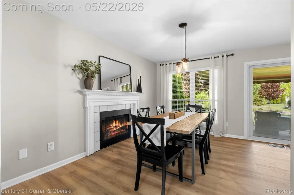931 S Parkwood Drive South Lyon City MI 48178