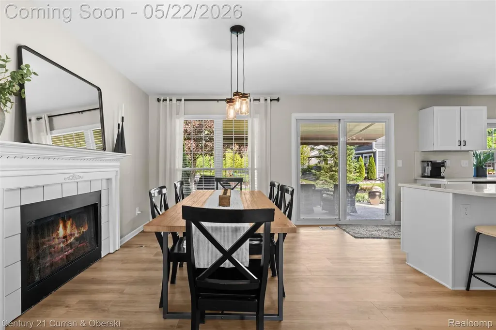 931 S Parkwood Drive South Lyon City MI 48178