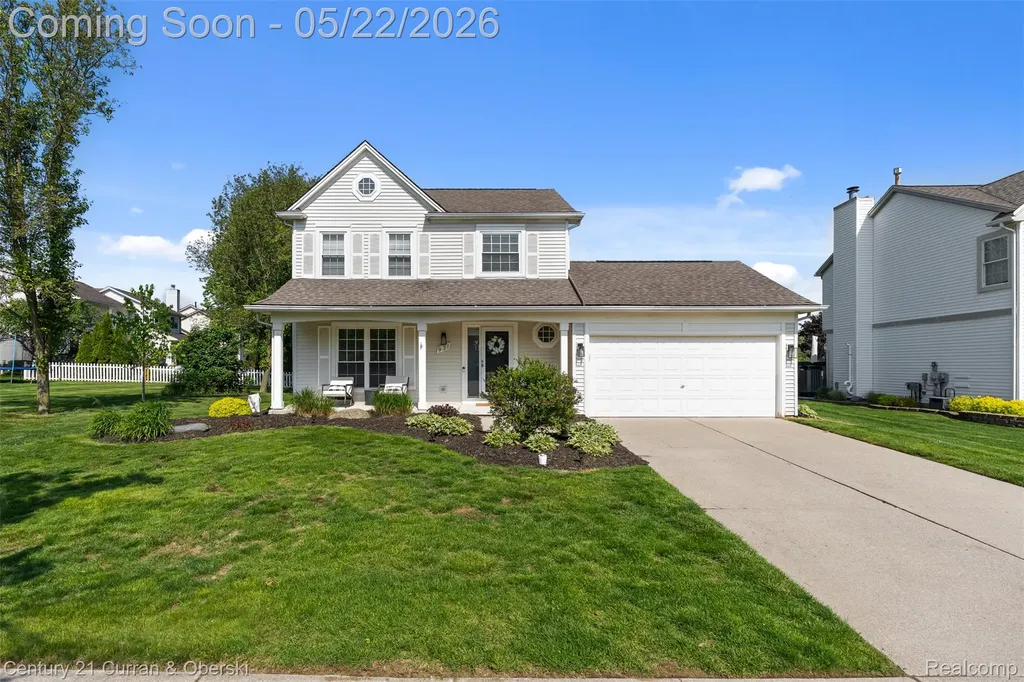 931 S Parkwood Drive South Lyon City MI 48178