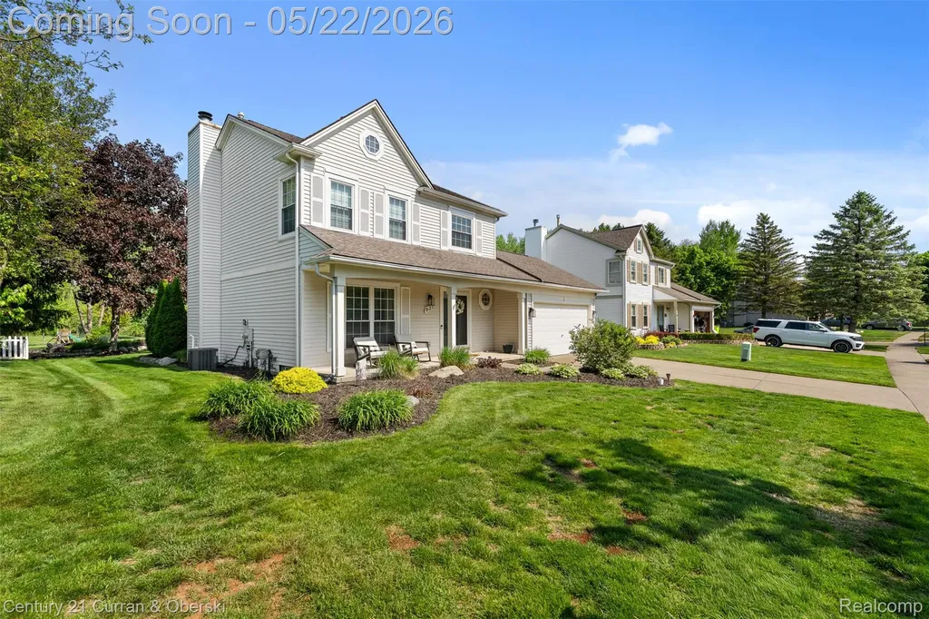 931 S Parkwood Drive South Lyon City MI 48178