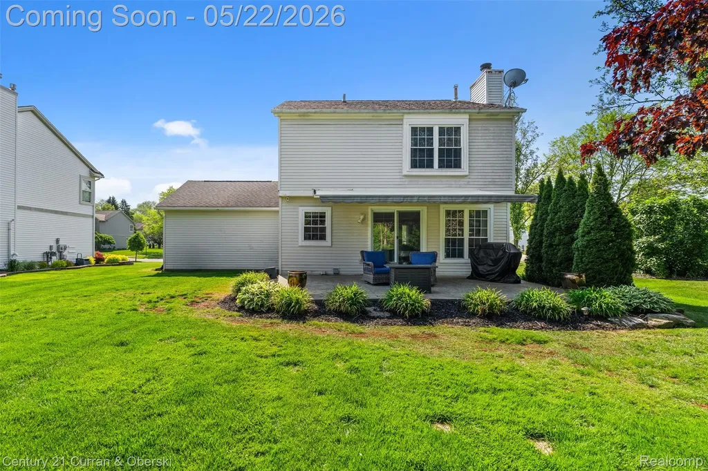 931 S Parkwood Drive South Lyon City MI 48178