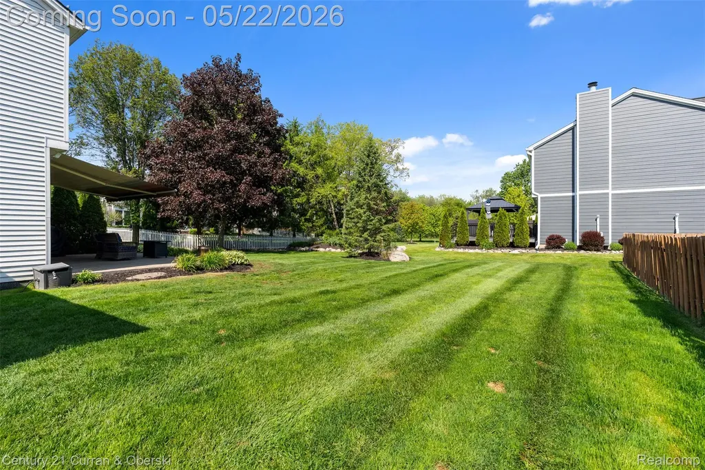931 S Parkwood Drive South Lyon City MI 48178