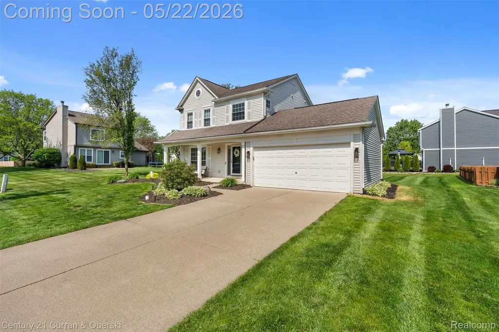 931 S Parkwood Drive South Lyon City MI 48178