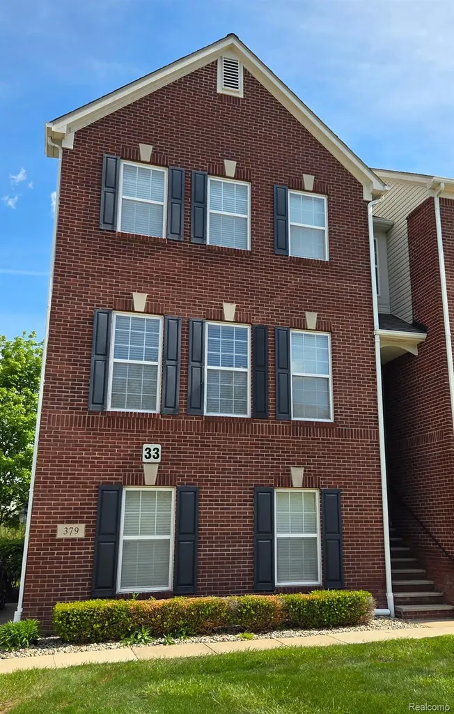 379 Cherry Orchard Road Canton Charter Township MI 48188