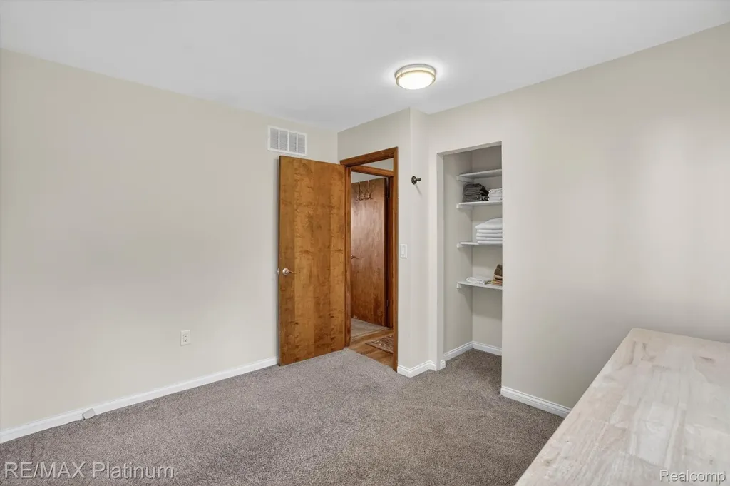4357 Skusa Drive Genoa Township MI 48116