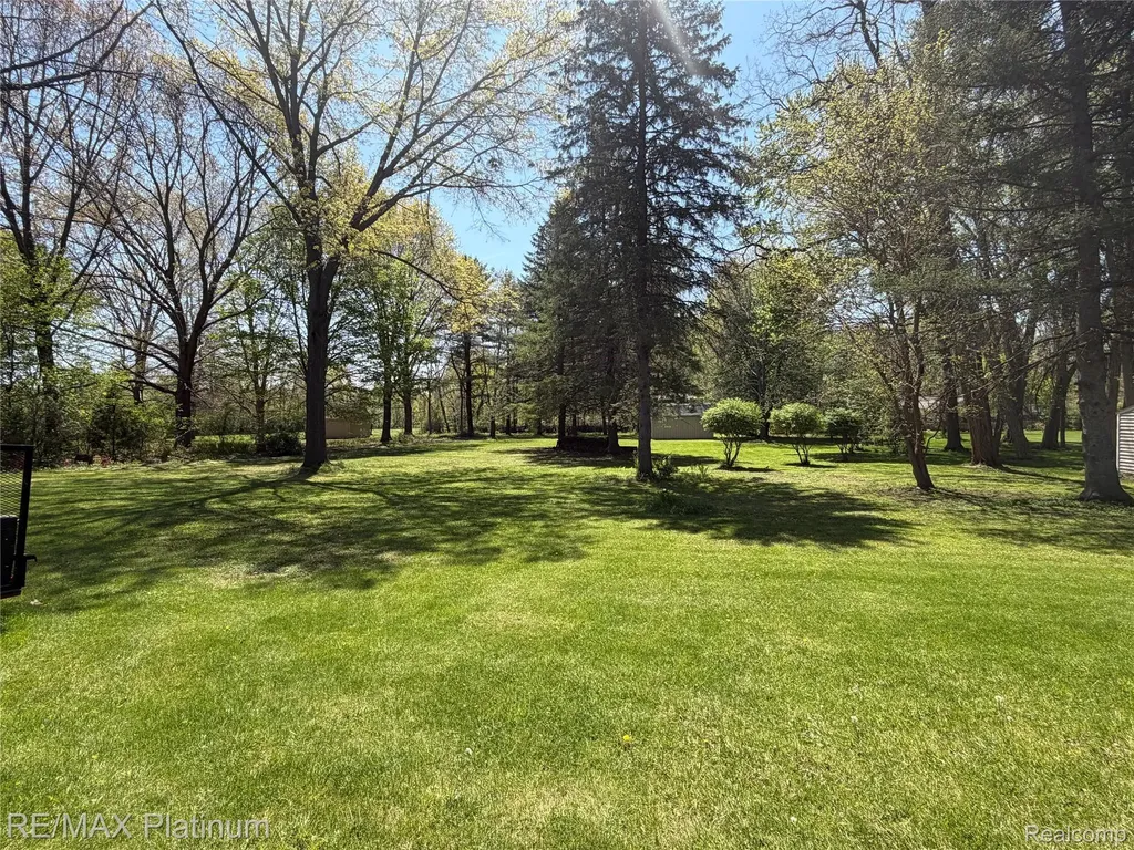 4357 Skusa Drive Genoa Township MI 48116