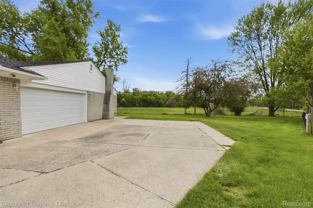 23293 W Le Bost Drive Novi City MI 48375