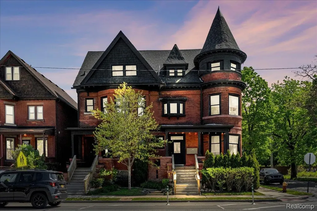 4304 Trumbull Street Detroit City MI 48208