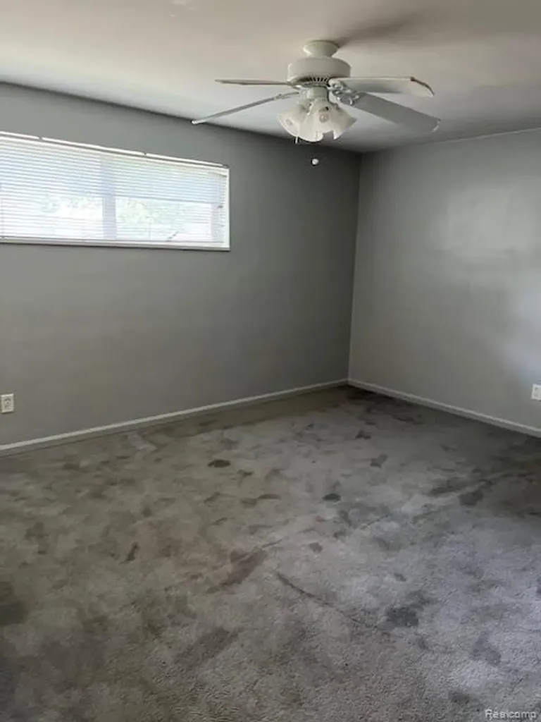 14526-32 Evergreen Road Detroit City MI 48223
