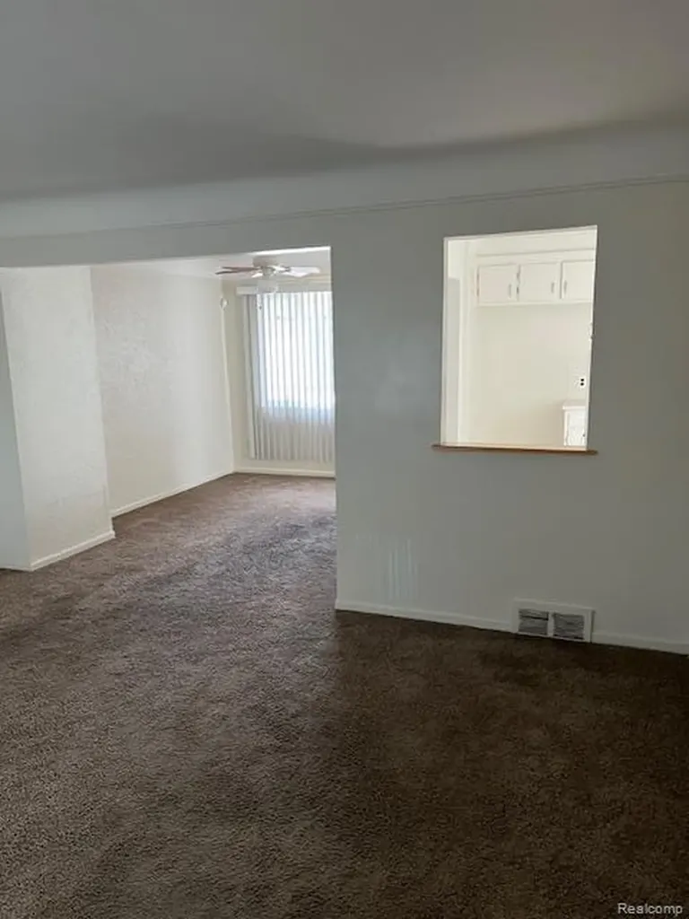14526-32 Evergreen Road Detroit City MI 48223
