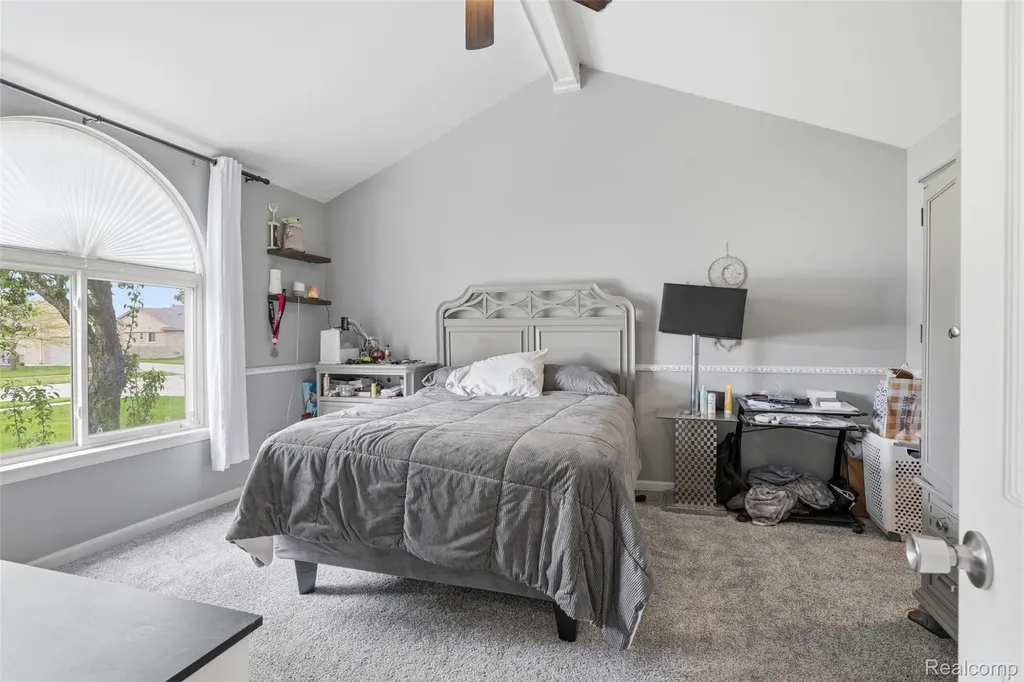 31197 Jaguar Drive Chesterfield Township MI 48047
