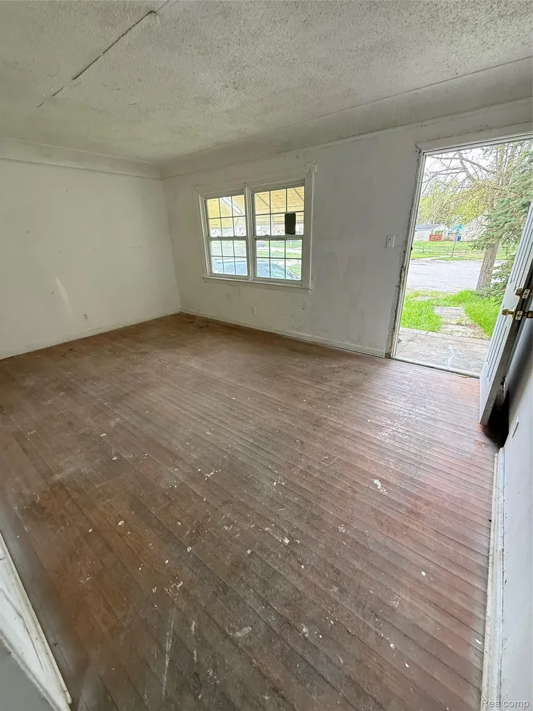 3218 Trumbull Avenue Flint City MI 48504
