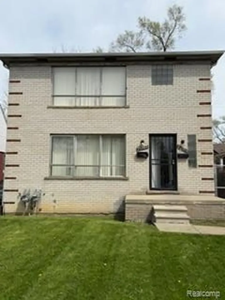 15358 Greenfield Road Detroit City MI 48227