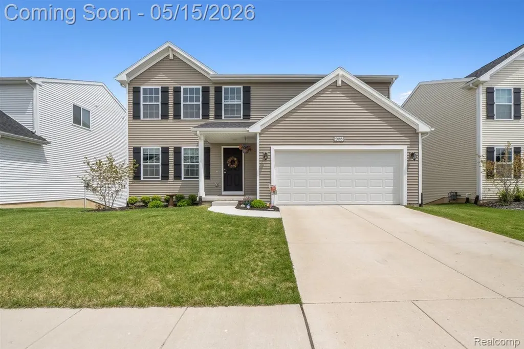 2888 Sycamore River Drive Handy Township MI 48836