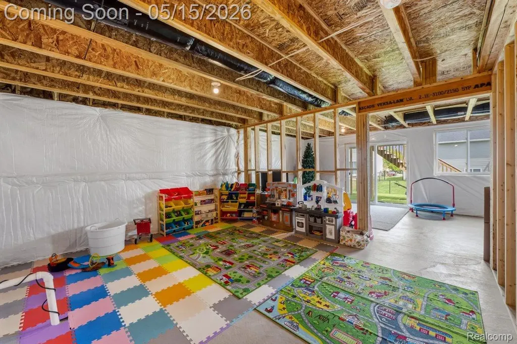 2888 Sycamore River Drive Handy Township MI 48836